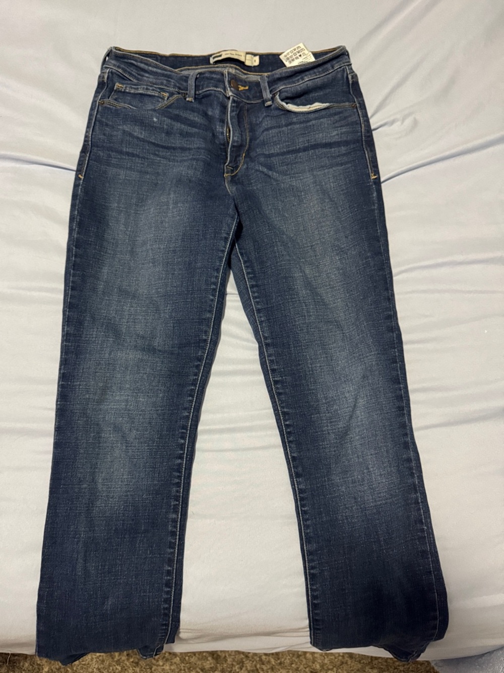 Levi's Women's Dark Blue Straight-Leg Jeans